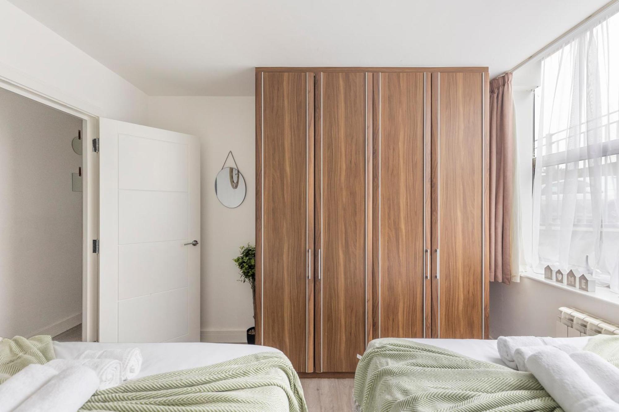 Modern Flat In Central Golders Green Лондон Экстерьер фото